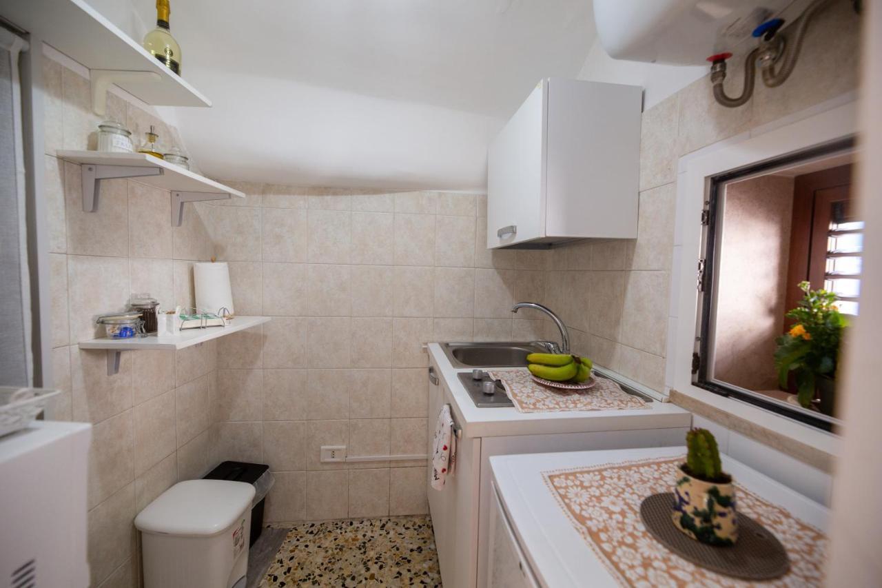 Casa Roberto Appartement Monopoli Buitenkant foto